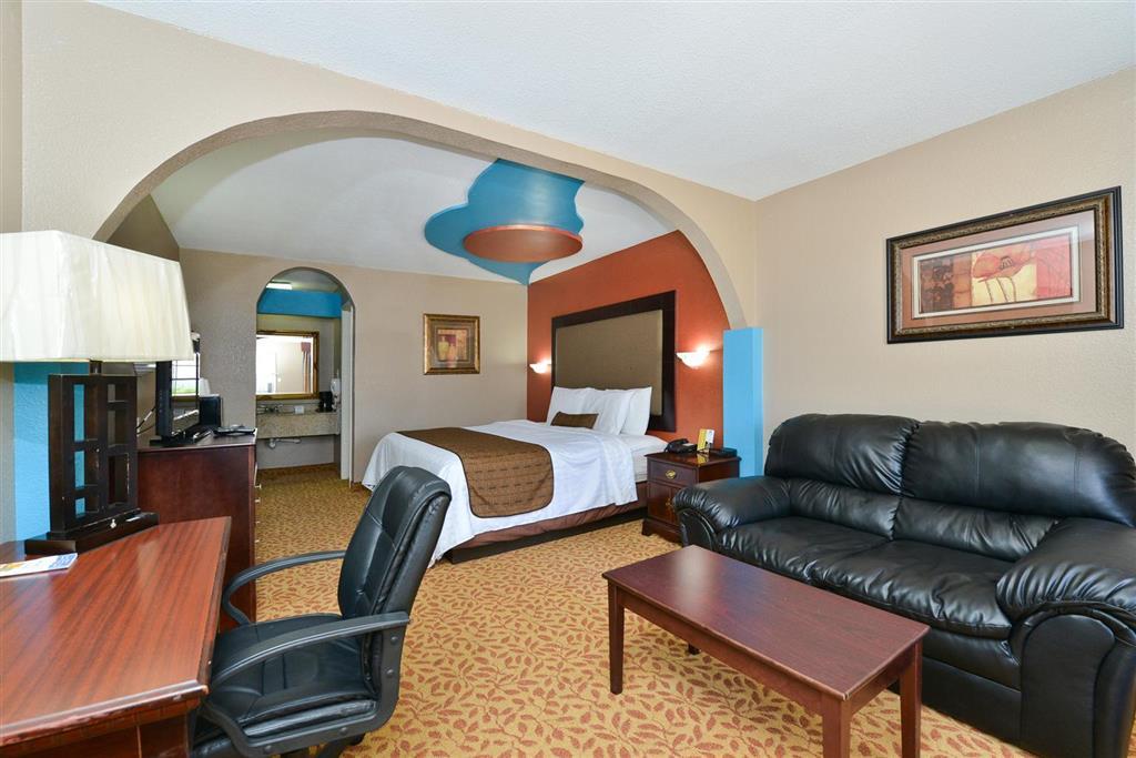Scottish Inns & Suites - Woodlands Mall The Woodlands Room photo
